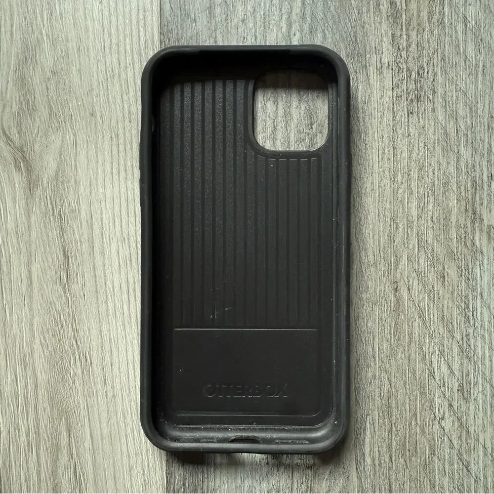 OtterBox iPhone 11 Pro Phone Case Black With Magnet Attached